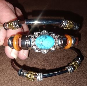 Turquoise leather bracelet